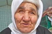 La véritable doyenne de l’humanité serait Mme Rawchê Qassim, une Kurde yézidie de 135 ans